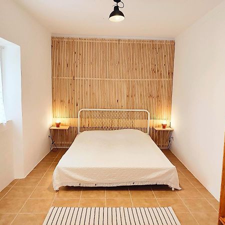 Be A Guest At Pachamama Community Apartment Alcacer do Sal Bagian luar foto